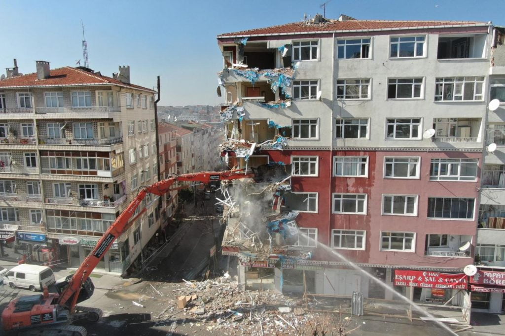 7 milyon yapı deprem riski taşıyor