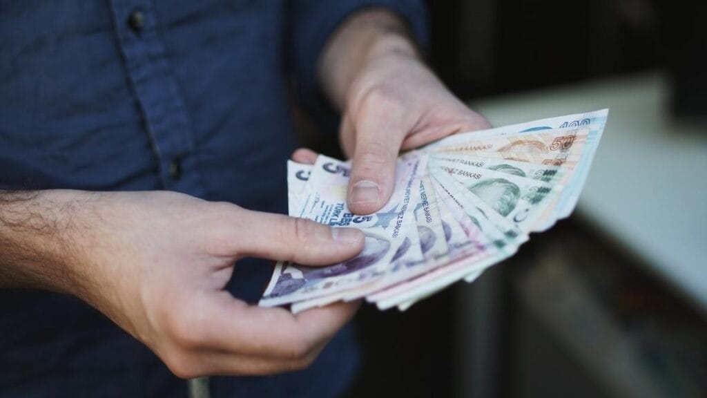 İçeride ocak TÜFE, dışarıda BOE ile ECB