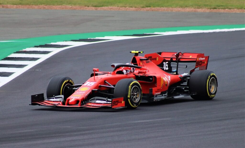 Ferrari’ye blok zinciri dopingi