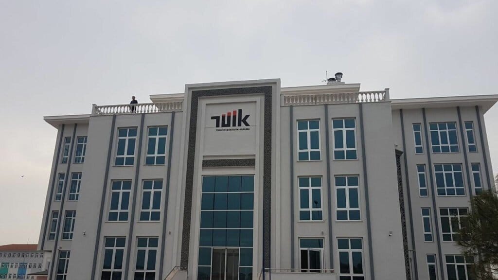 TÜİK Başkanı Erhan Çetinkaya oldu