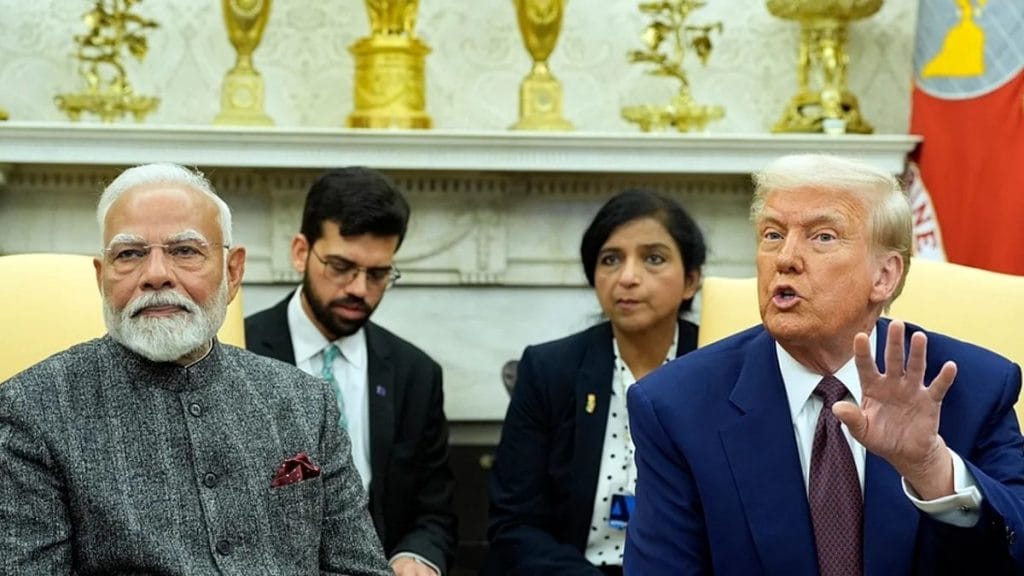 Trump, Hindistan’ın Rusya’dan petrol alımını keseceğini duyurdu