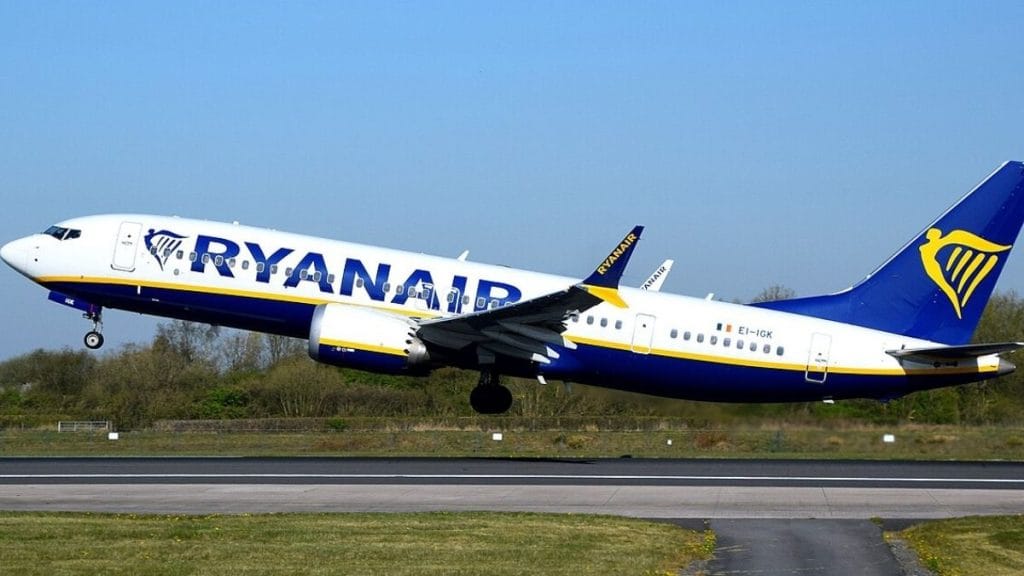 Ryanair artık yalnızca mobil biniş kartını kabul edecek